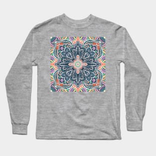 Pattern of spirals, swirls, chains Long Sleeve T-Shirt